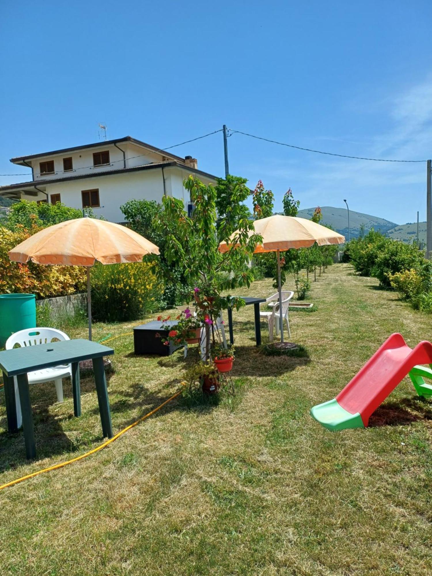 Alloggio Taddei Barisciano Bagian luar foto